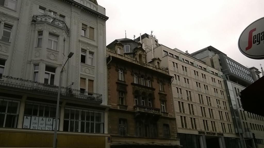 Astoria Centrum Studio Apartment بودابست الغرفة الصورة
